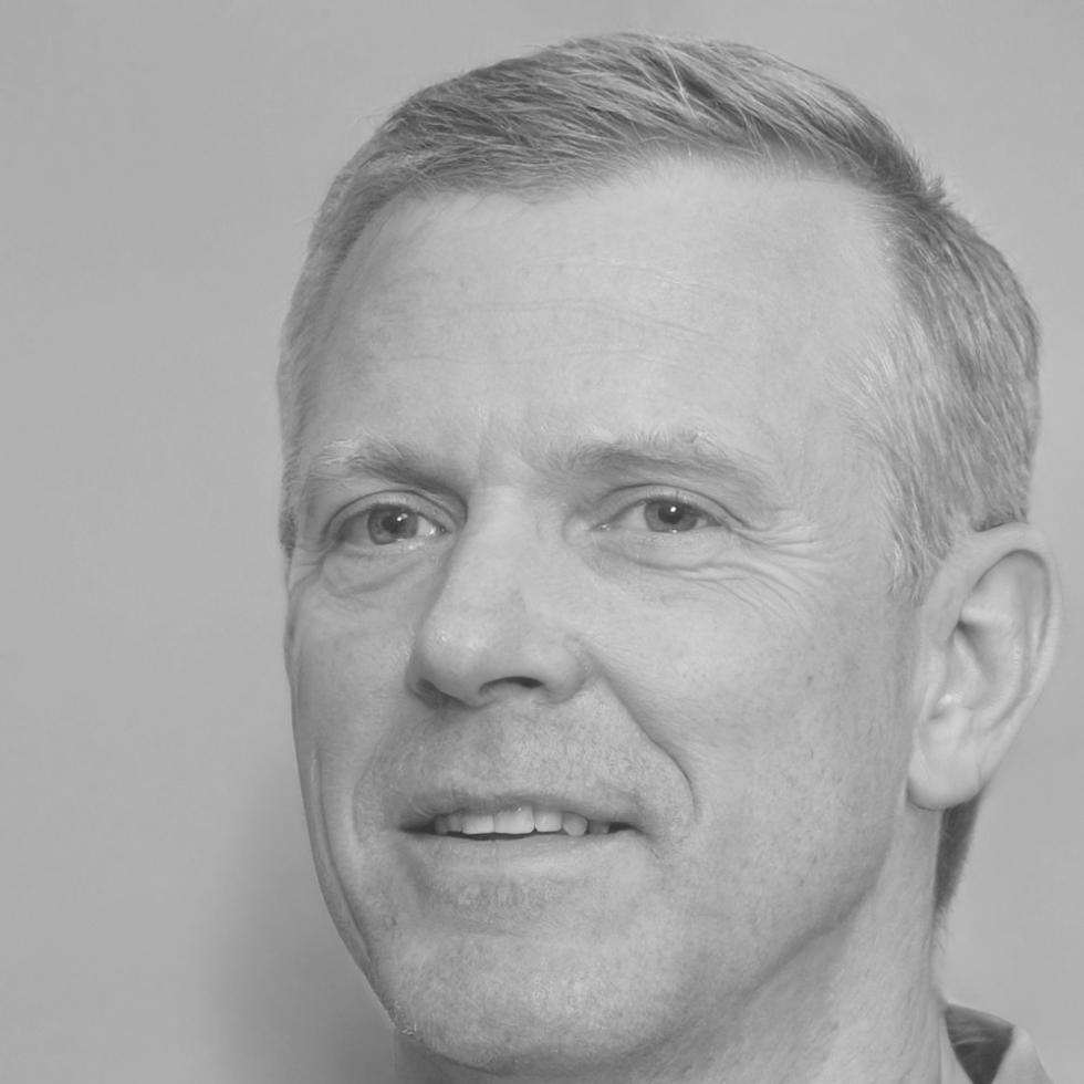 Dr. Michael Steinberg - Senior Portfoliomanager